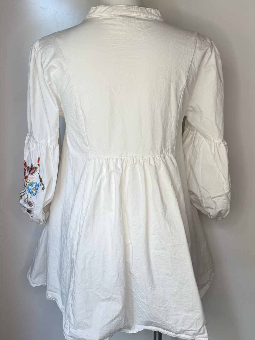 Women’s Embroidered Bohemian White Peasant Floral Blue Floral Tunic Dress/Top(L) - Picture 5 of 15